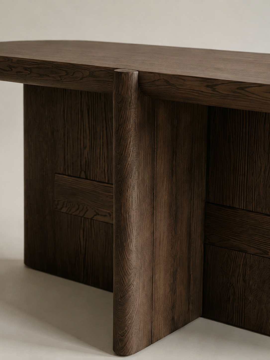 Console Croisée en noyer noir huilé — vue de face