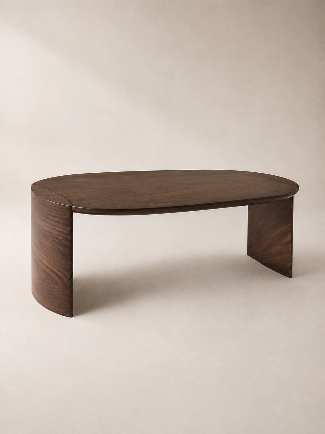 Bureau Ellipse en bois — vue de face
