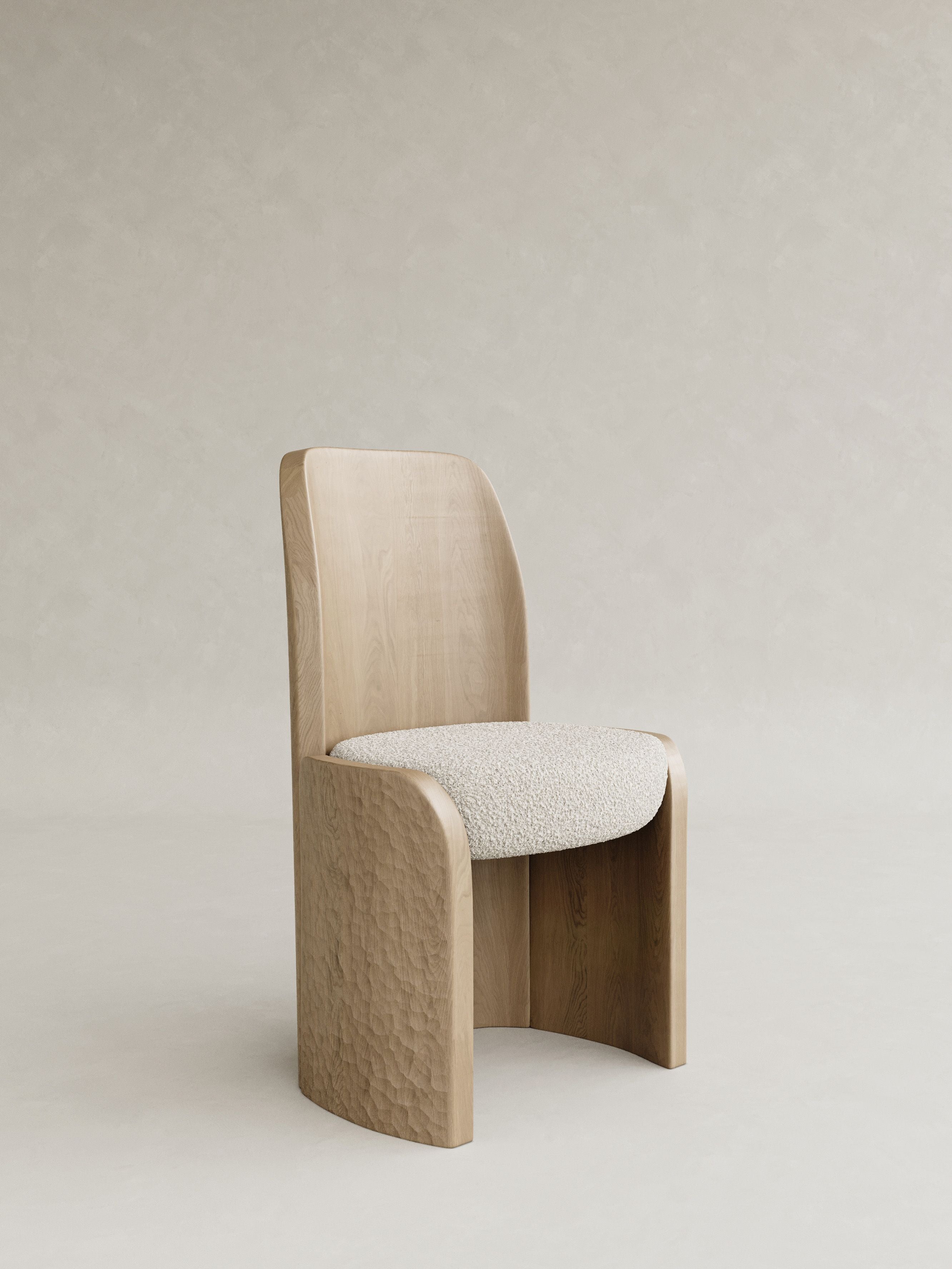 Stèle — chaise KONTRAST, vue 1
