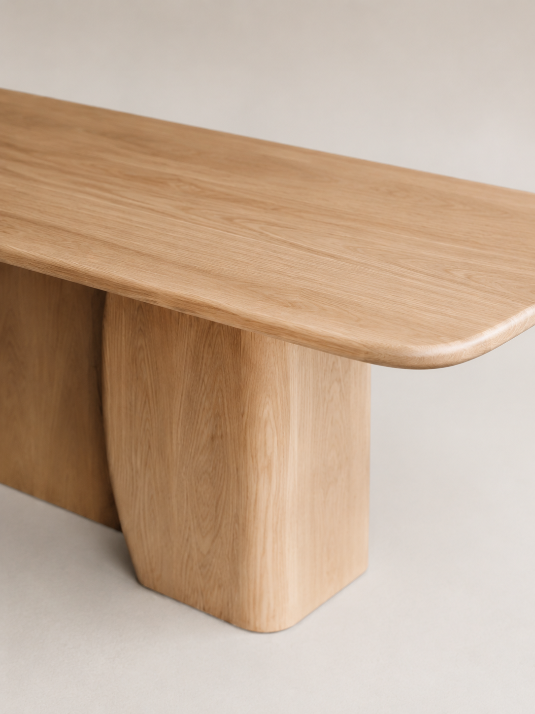 Échine — table à manger KONTRAST, vue entière