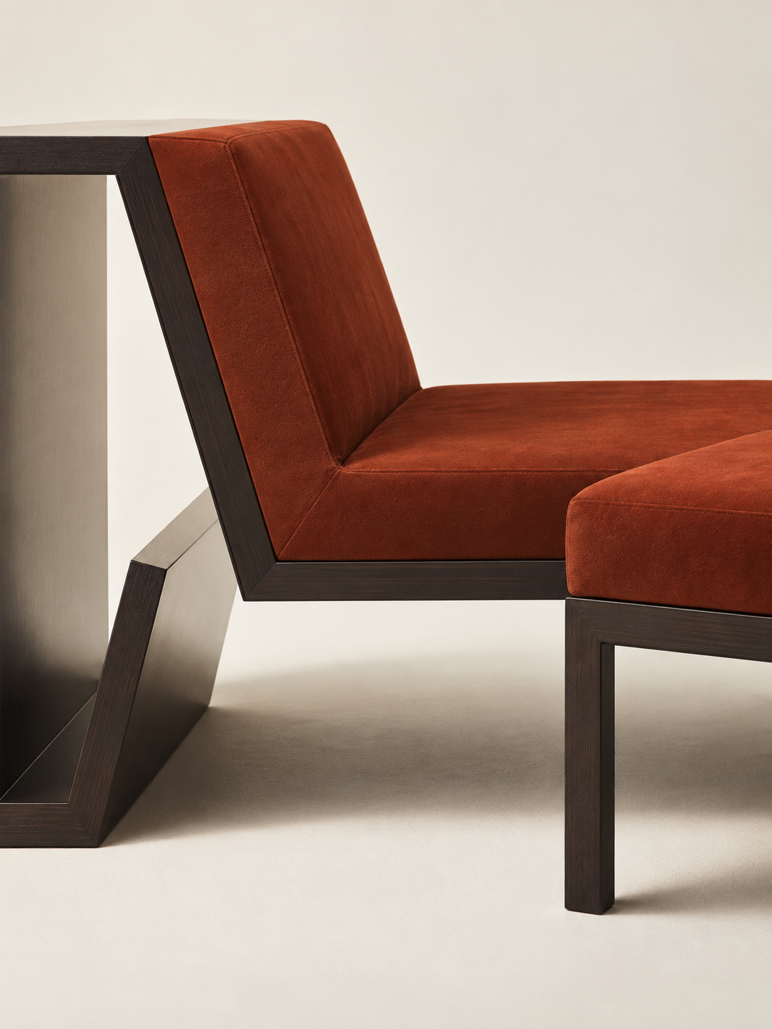 Liaison — fauteuil avec repose-pieds accolé