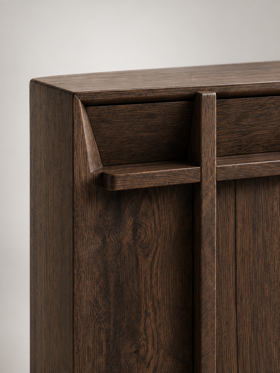 Totem — détail matière — studio KONTRAST